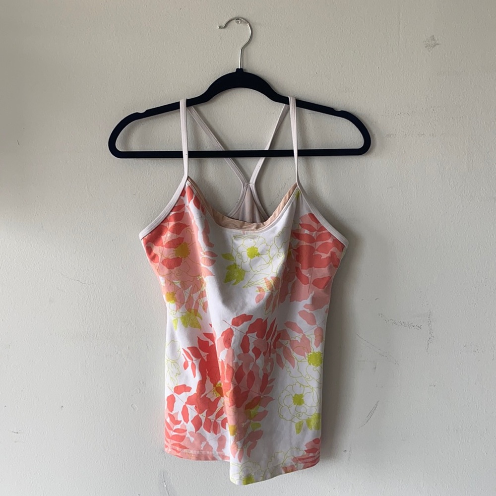 Lululemon top
